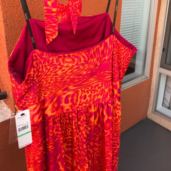 💕HP💕Laundry by Shelli Segal orange print halter dress - Picture 9 of 11
